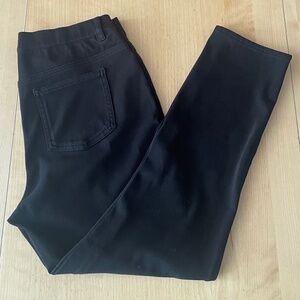 Uniqlo Ultra Stretch Capri Pants- Jeans - Black - L